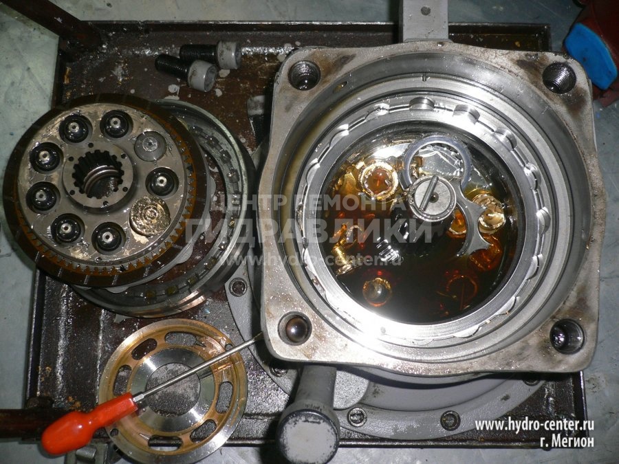 Разборка и дефектация гидромотора Kawasaki M2X210